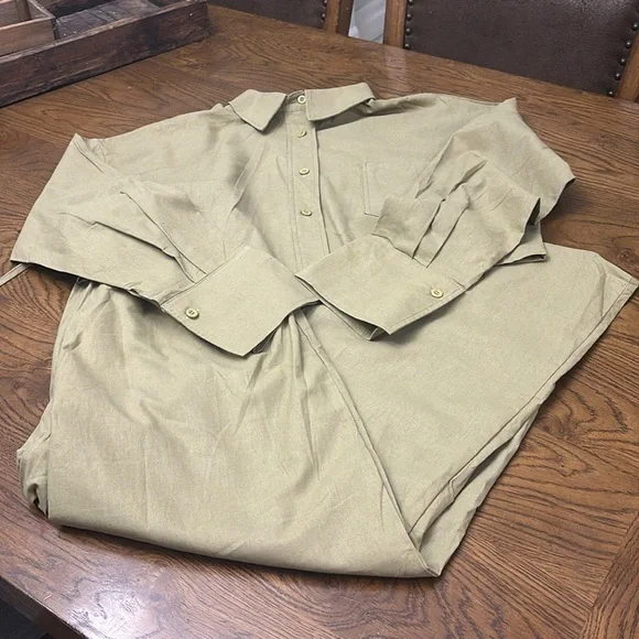 Two Piece Outfit ; High Rise Wide Leg Pants and Long Sleeve Crop BNWOT - Picture 14 of 14